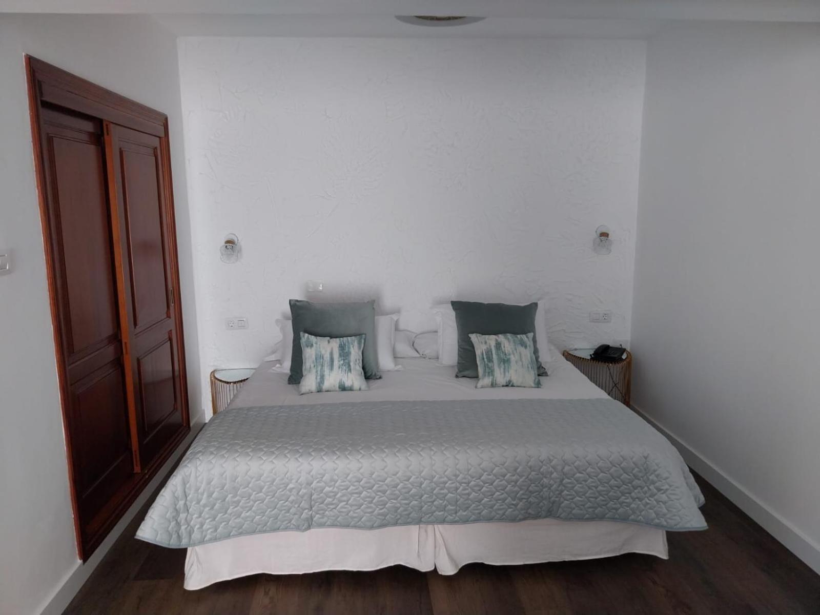 Hotel Monopol 푸에르토 드 라 크루즈 외부 사진