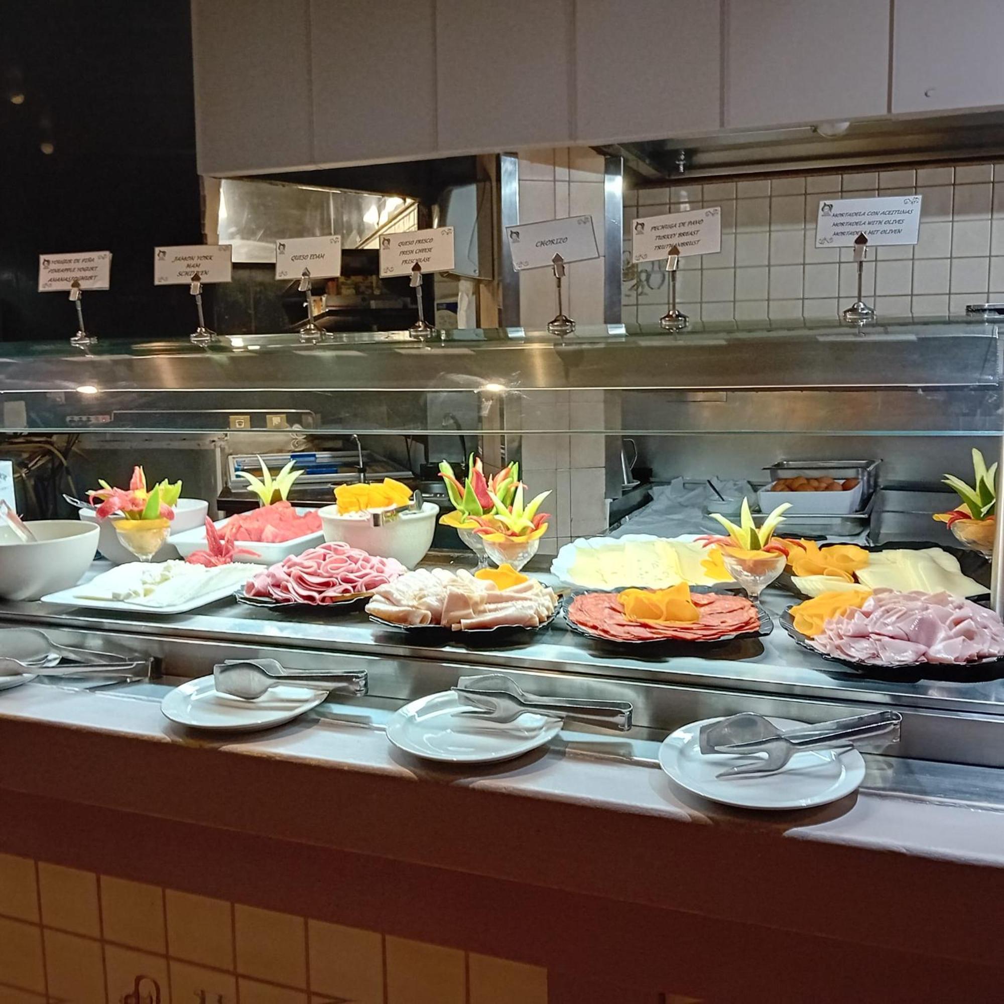 Hotel Monopol 푸에르토 드 라 크루즈 외부 사진